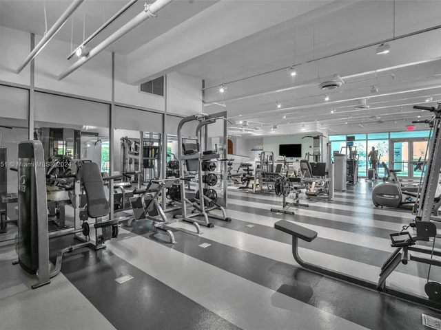 6101 Aqua Ave # 501, Miami Beach FL 33141