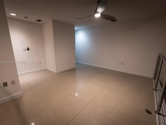 1050 Brickell Ave # 2016, Miami FL 33131