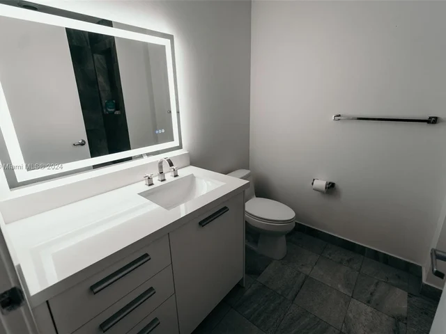 1050 Brickell Ave # 2016, Miami FL 33131