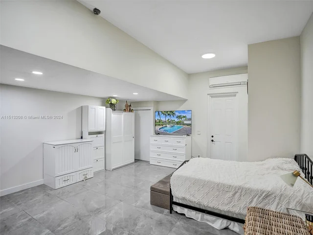 17545 Middlebrook Way, Boca Raton FL 33496