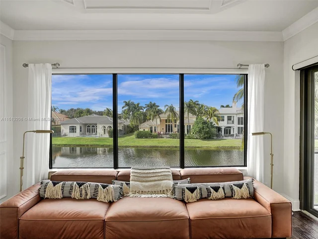 17545 Middlebrook Way, Boca Raton FL 33496