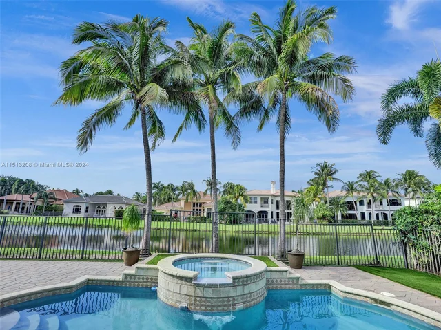 17545 Middlebrook Way, Boca Raton FL 33496