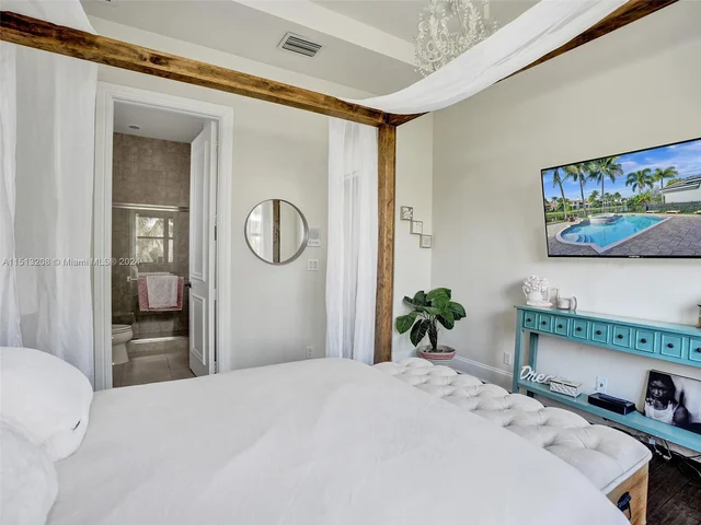 17545 Middlebrook Way, Boca Raton FL 33496