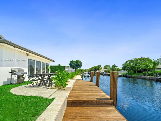 2830 NE 56th Ct, Fort Lauderdale FL 33308