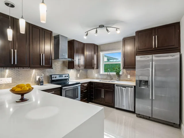 2830 NE 56th Ct, Fort Lauderdale FL 33308