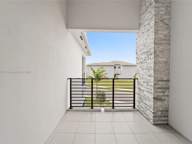 17128 Watersprite Lakes Rd, Boca Raton FL 33496