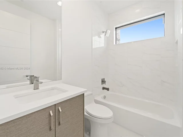 17128 Watersprite Lakes Rd, Boca Raton FL 33496