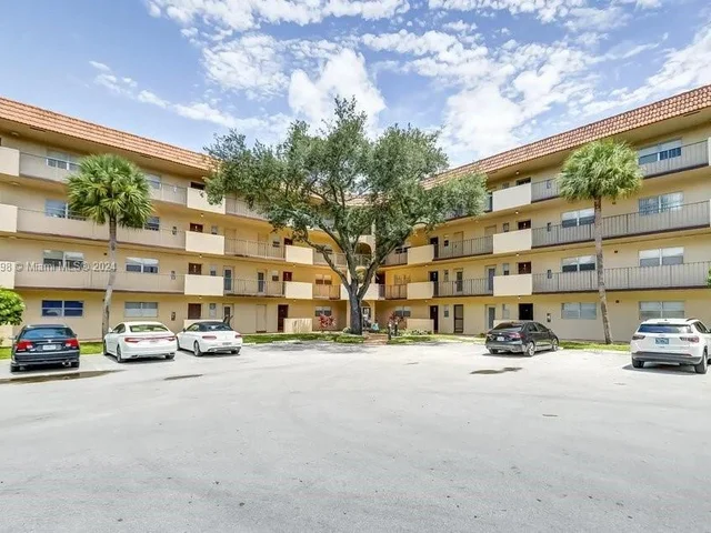 6301 N Falls Cir Dr # 00, Lauderhill FL 33319
