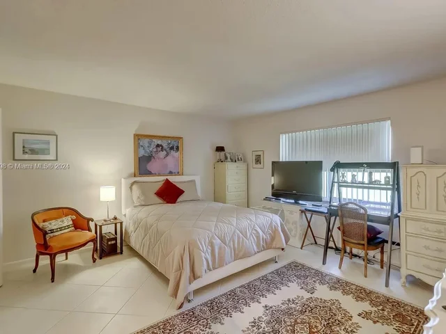 6301 N Falls Cir Dr # 00, Lauderhill FL 33319