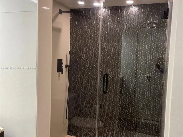 6301 N Falls Cir Dr # 00, Lauderhill FL 33319