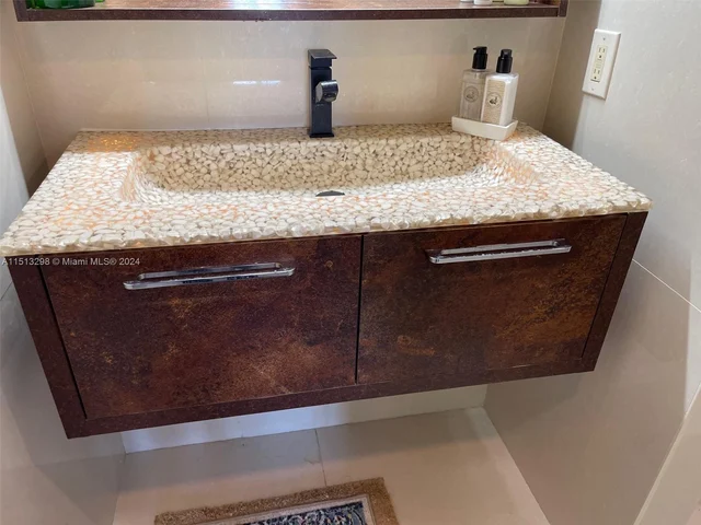 6301 N Falls Cir Dr # 00, Lauderhill FL 33319