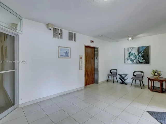 6301 N Falls Cir Dr # 00, Lauderhill FL 33319