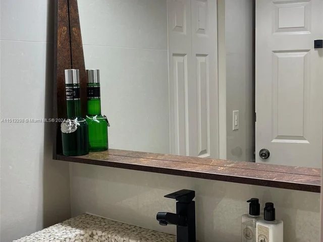 6301 N Falls Cir Dr # 00, Lauderhill FL 33319