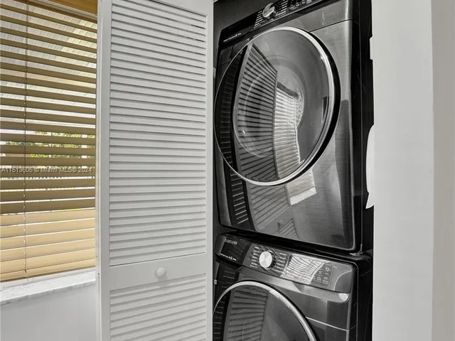 12031 NW 5th Ave # 1, Miami FL 33168