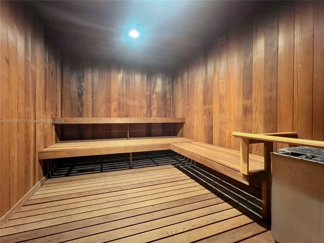 9601 Collins Ave # 1702, Bal Harbour FL 33154