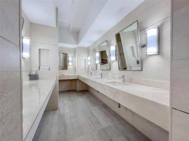 9601 Collins Ave # 1702, Bal Harbour FL 33154