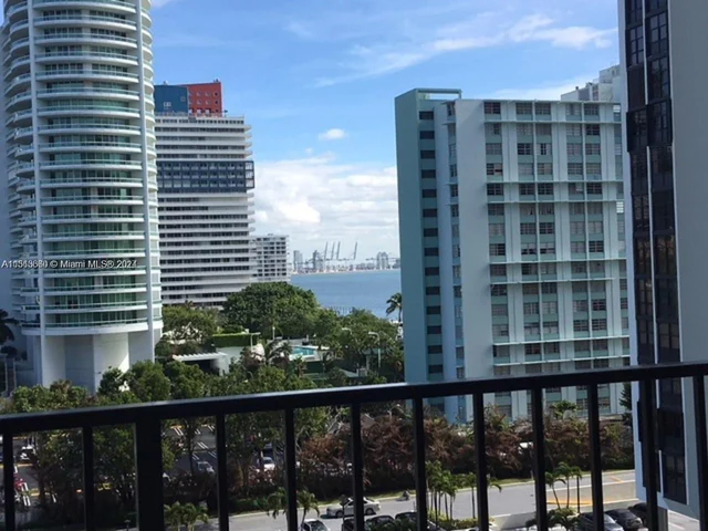 1901 Brickell Ave # B911, Miami FL 33129