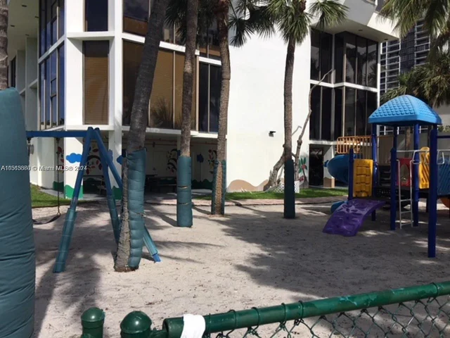 1901 Brickell Ave # B911, Miami FL 33129