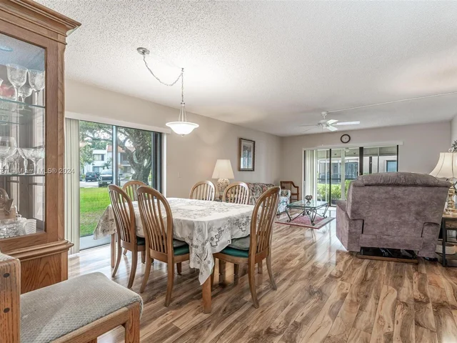 304 Racquet Club Rd # 101, Weston FL 33326