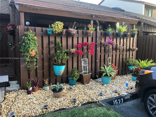 1527 Gabriel St # 1527, Hollywood FL 33020