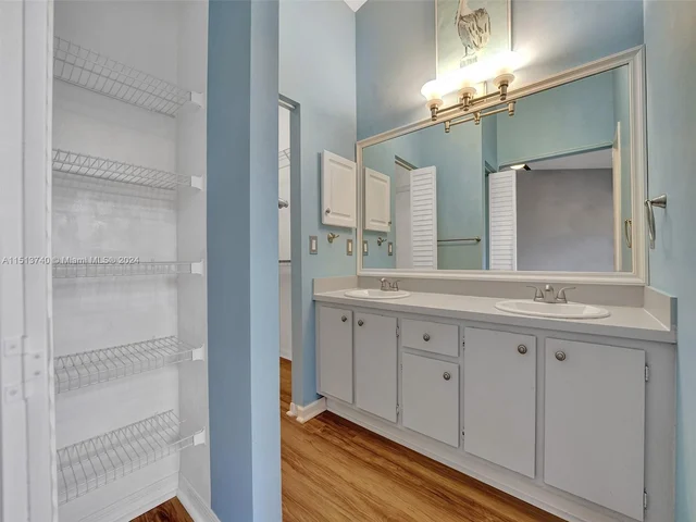 1527 Gabriel St # 1527, Hollywood FL 33020