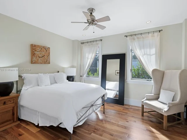 7732 Atlantic Way, Miami Beach FL 33141