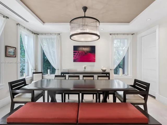 7732 Atlantic Way, Miami Beach FL 33141