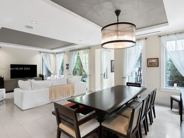 7732 Atlantic Way, Miami Beach FL 33141