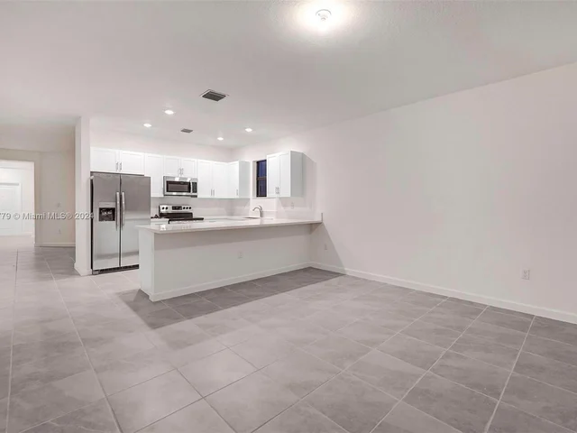 13417 SW 285th St, Homestead FL 33033