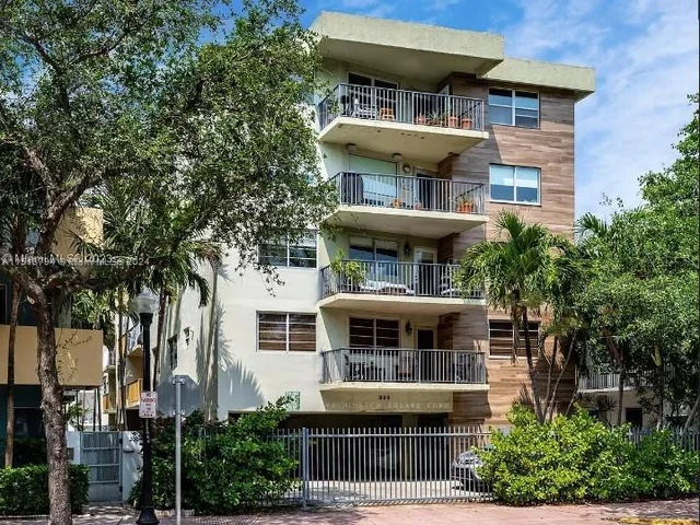 220 Washington Ave # 4D, Miami Beach FL 33139