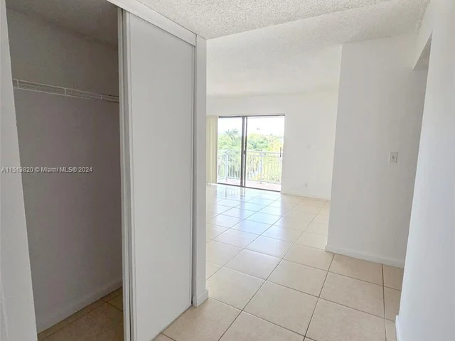 505 S Pine Island Rd # 401B, Plantation FL 33324