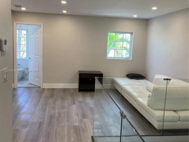 20940 NE 31st Pl # 20940, Aventura FL 33180