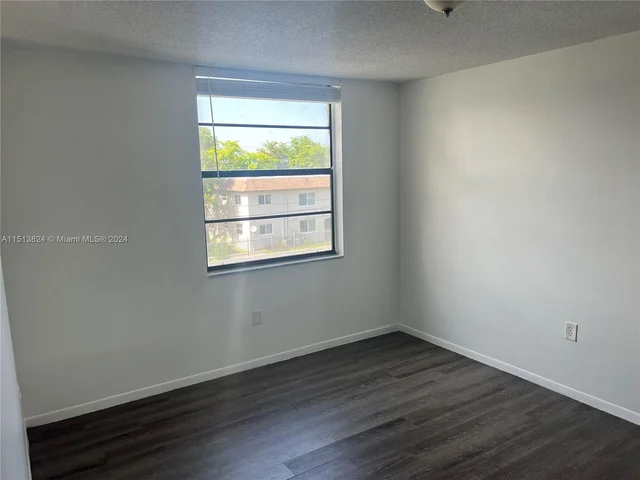 1790 NW 55th Ave # 201, Lauderhill FL 33313