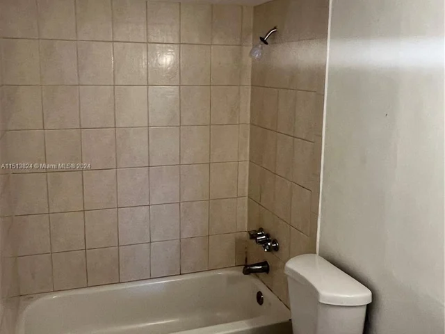 1790 NW 55th Ave # 201, Lauderhill FL 33313