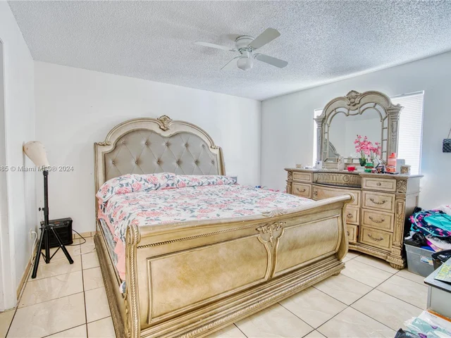 2641 Riverside Dr # 6, Coral Springs FL 33065