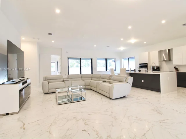 17741 SW 41st St, Miramar FL 33029