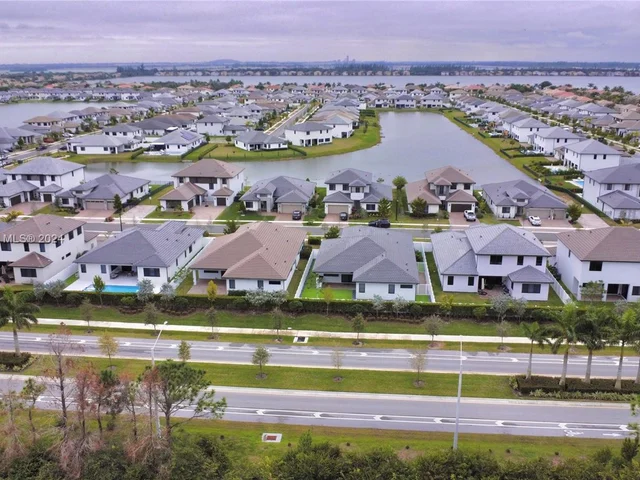 17741 SW 41st St, Miramar FL 33029