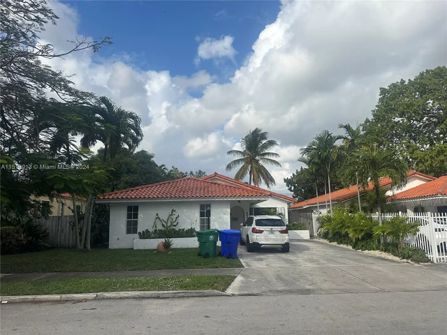2425 SW 19th Ter, Miami FL 33145