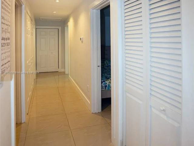 4229 SW 138th Ct, Miami FL 33175