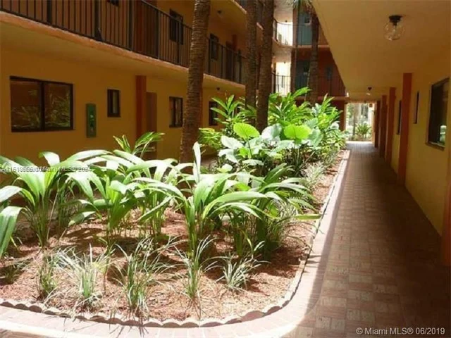 8760 SW 133rd Ave Rd # 101, Miami FL 33183
