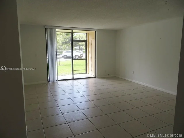 8760 SW 133rd Ave Rd # 101, Miami FL 33183