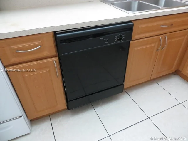 8760 SW 133rd Ave Rd # 101, Miami FL 33183