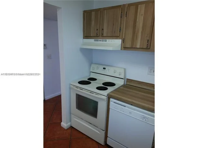 8500 SW 133rd Ave Rd # 304, Miami FL 33183