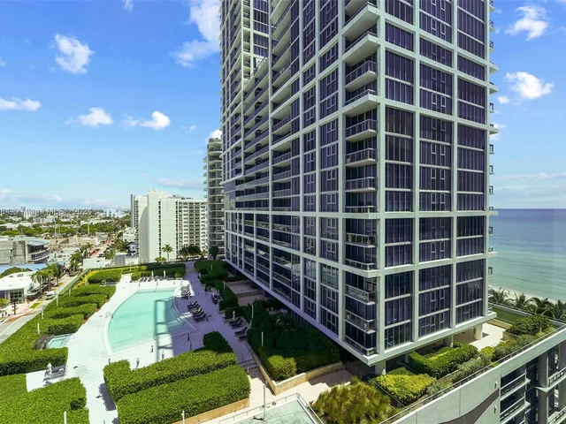 6899 Collins Ave # 1602, Miami Beach FL 33141
