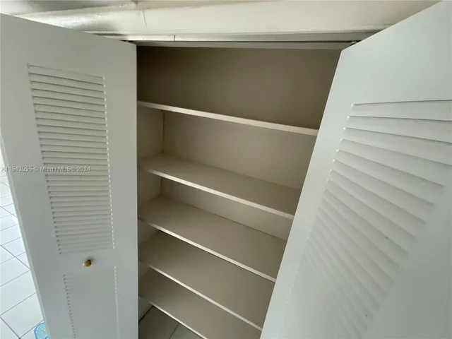 17001 NE 9th Ave # 4B, Miami FL 33162