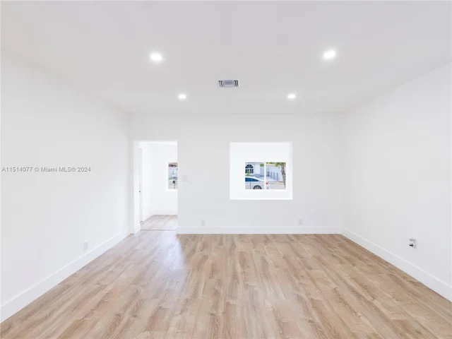 4225 NW 168th Ter, Miami Gardens FL 33055