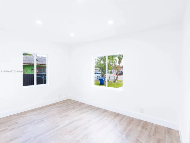 4225 NW 168th Ter, Miami Gardens FL 33055