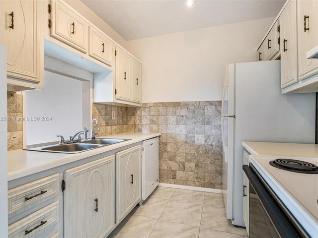 250 NE 20th St # 4250, Boca Raton FL 33431