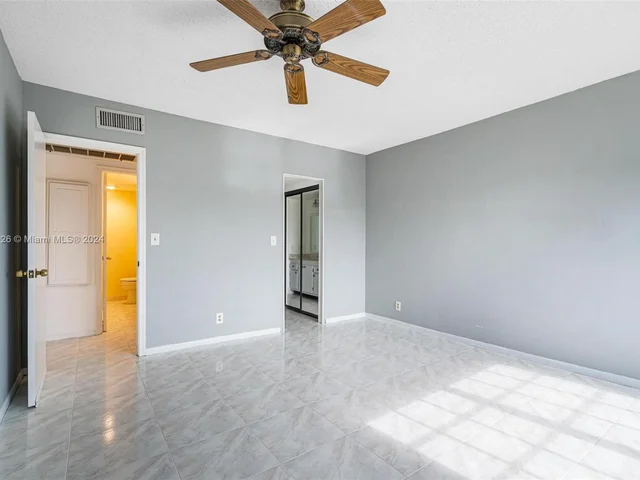 250 NE 20th St # 4250, Boca Raton FL 33431