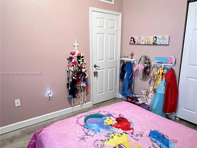 2935 SE 1st Dr # 11, Homestead FL 33033